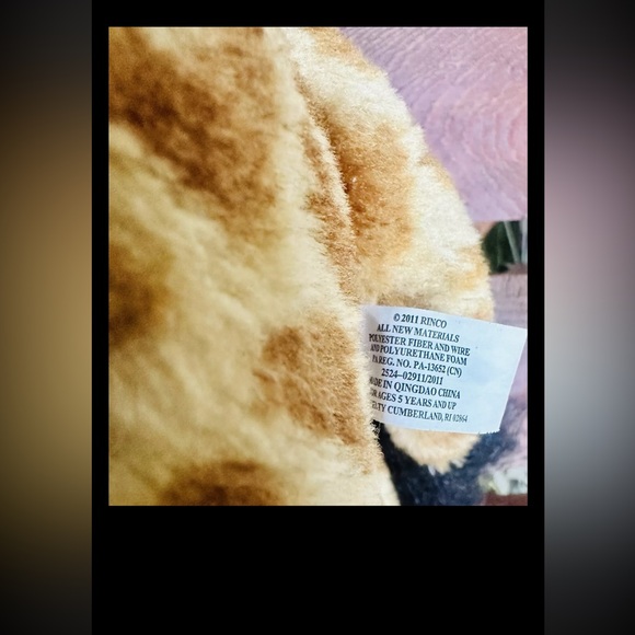 Vintage Toys R Us Life Like Giraffe Plush Stands Up On His Own from 2011 - Picture 16 of 16